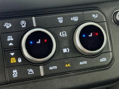 2024 Land Rover Defender 110 X-Dynamic SE