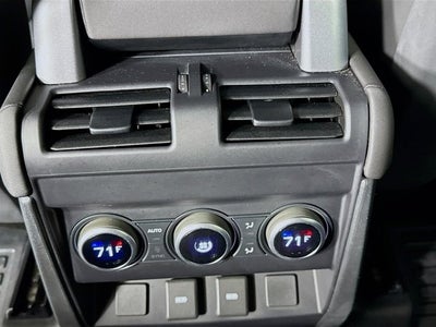 2024 Land Rover Defender 110 X-Dynamic SE