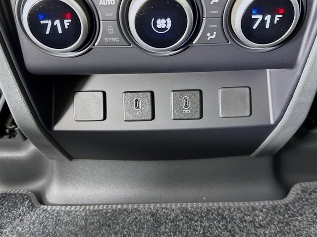 2026 Land Rover Defender 110 X-Dynamic SE