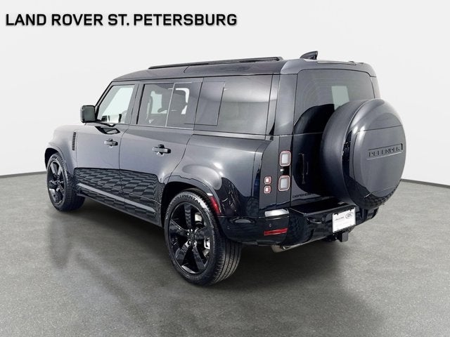 2026 Land Rover Defender 110 X-Dynamic SE