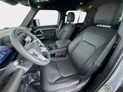 2024 Land Rover Defender 110 X-Dynamic SE