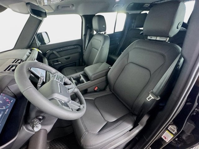 2025 Land Rover Defender 110 S