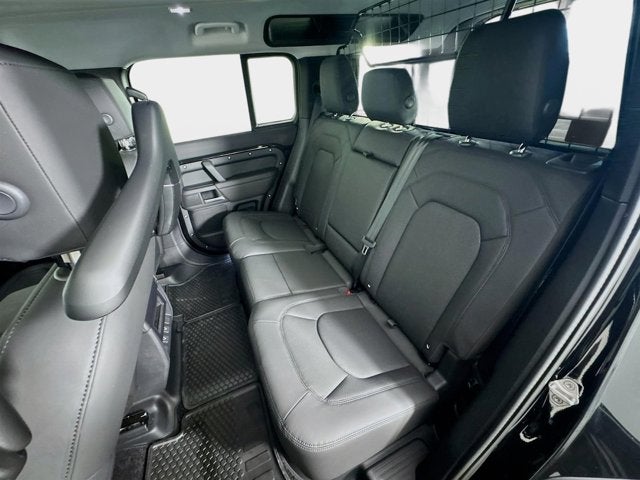 2025 Land Rover Defender 110 S