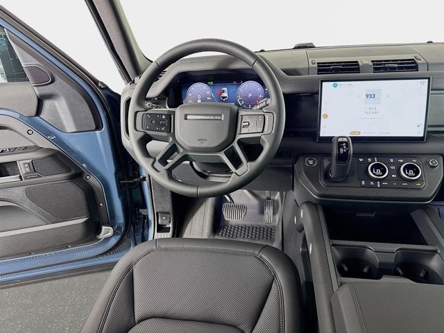 2025 Land Rover Defender 110 S