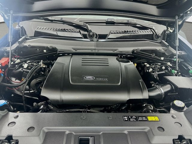 2024 Land Rover Defender 110 S