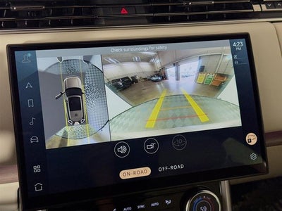 2023 Land Rover Range Rover SE