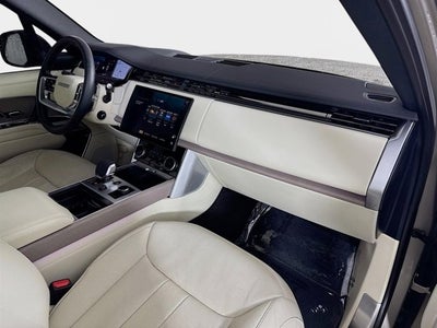 2023 Land Rover Range Rover SE