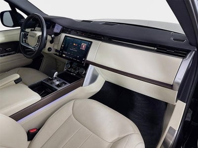 2023 Land Rover Range Rover SE