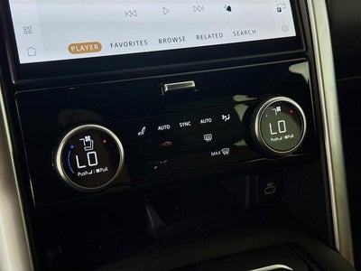 2025 Land Rover Discovery Dynamic SE