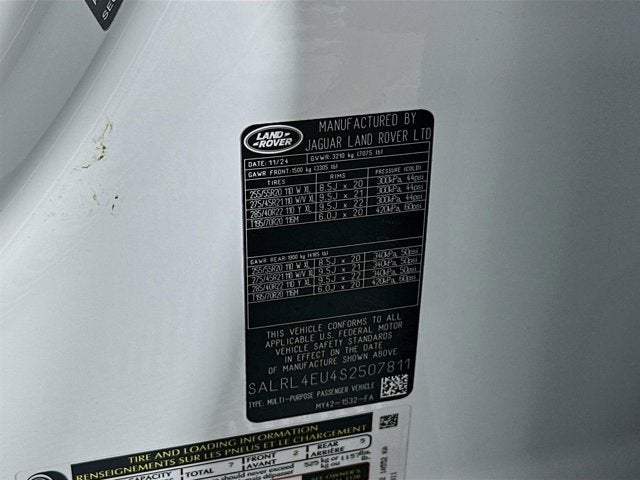 2025 Land Rover Discovery Dynamic SE