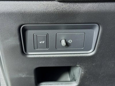 2025 Land Rover Discovery Dynamic SE