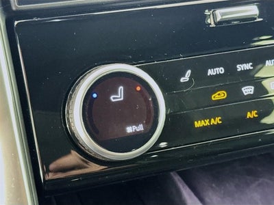 2023 Land Rover Discovery Metropolitan Edition