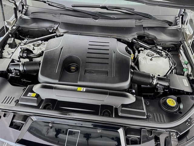 2022 Land Rover Range Rover Sport HSE Silver Edition