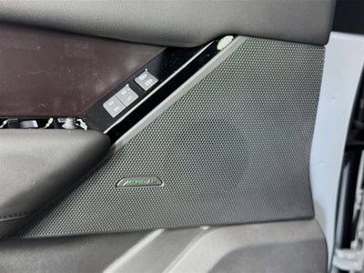 2026 Land Rover Range Rover Velar Dynamic SE