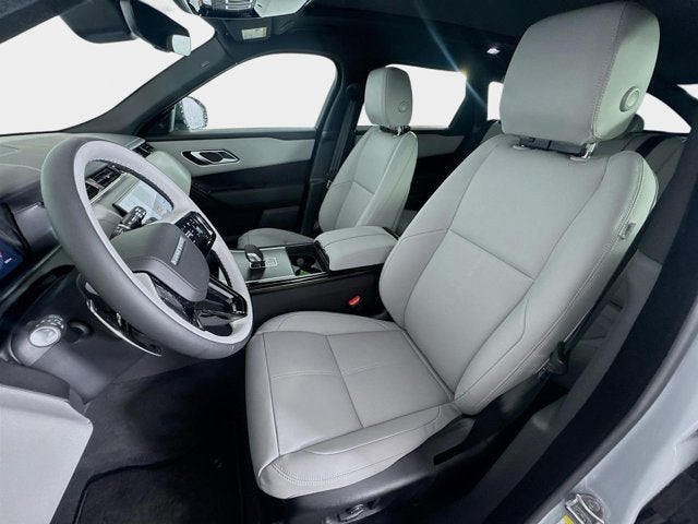 2026 Land Rover Range Rover Velar Dynamic SE