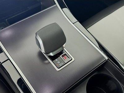 2026 Land Rover Range Rover Velar Dynamic SE