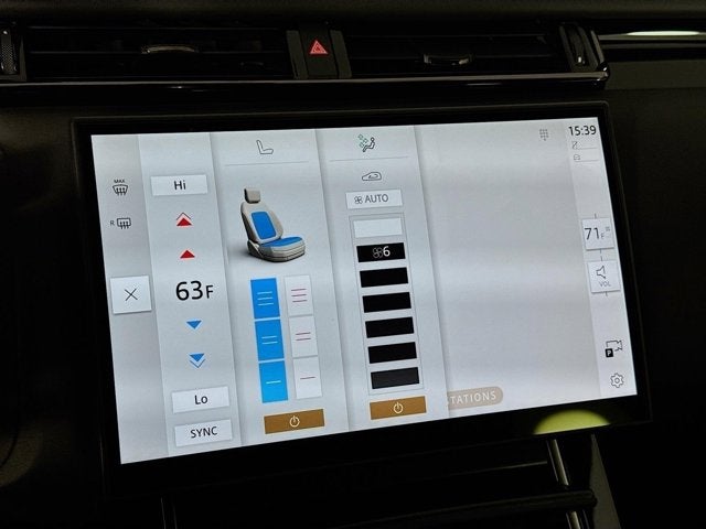 2026 Land Rover Range Rover Velar Dynamic SE