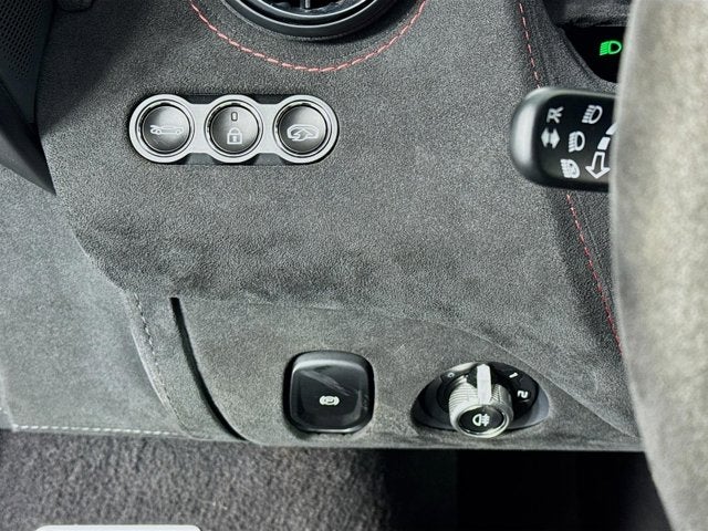 2021 McLaren 720S Base