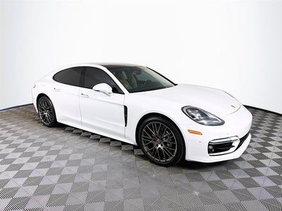 2023 Porsche Panamera 4 Platinum Edition