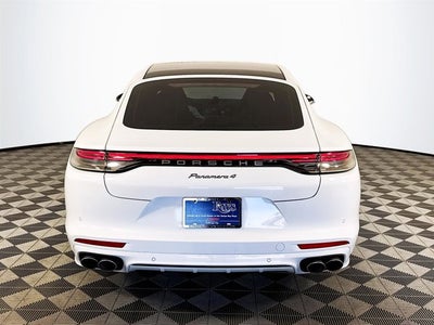 2023 Porsche Panamera 4 Platinum Edition