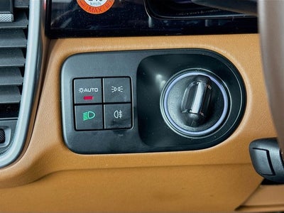 2023 Porsche Cayenne S Platinum Edition