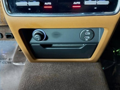 2023 Porsche Cayenne S Platinum Edition