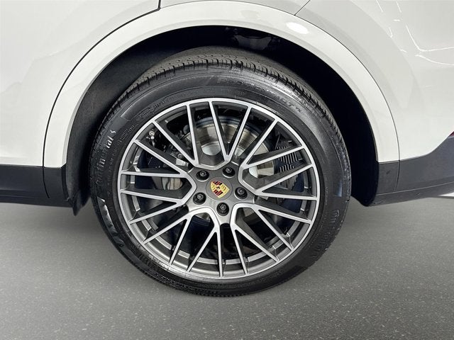 2023 Porsche Cayenne S Platinum Edition