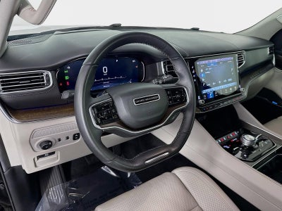 2023 Jeep Grand Wagoneer Base