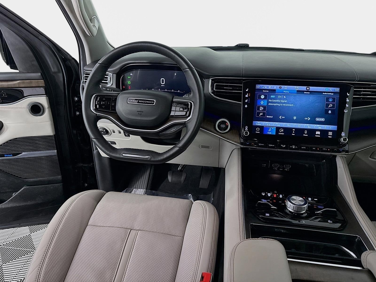 2023 Jeep Grand Wagoneer Base