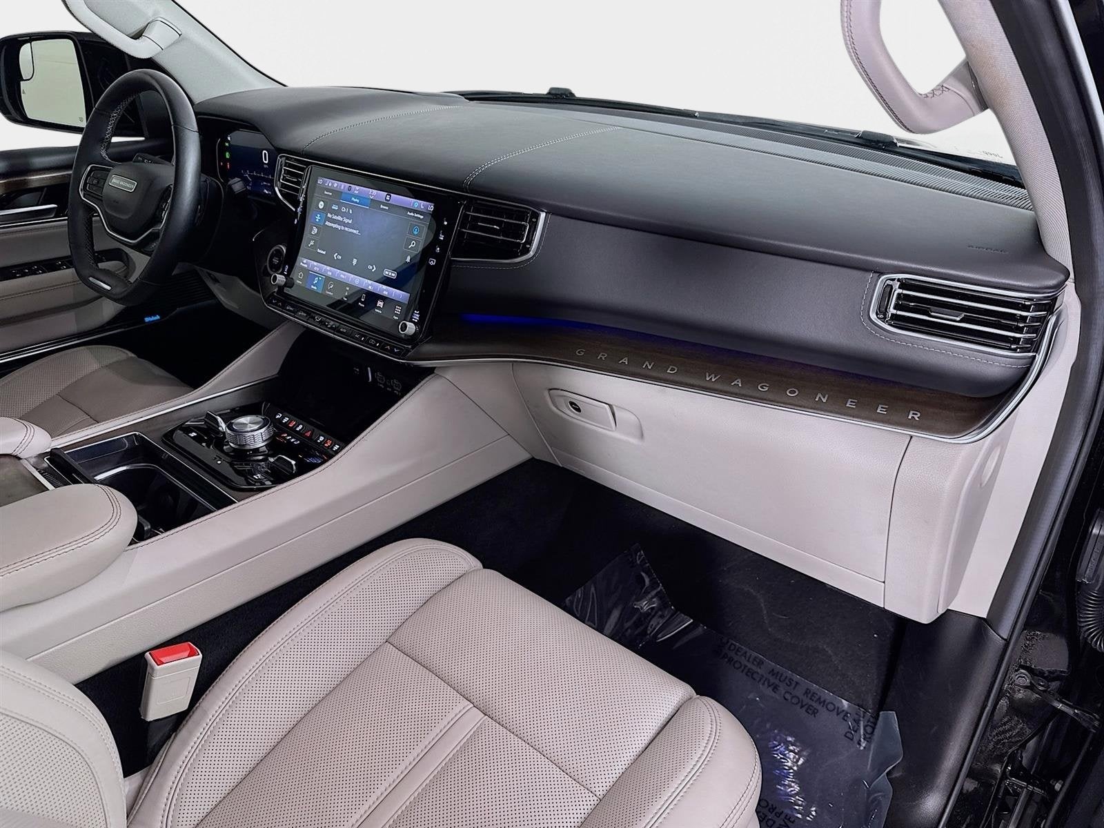 2023 Jeep Grand Wagoneer Base