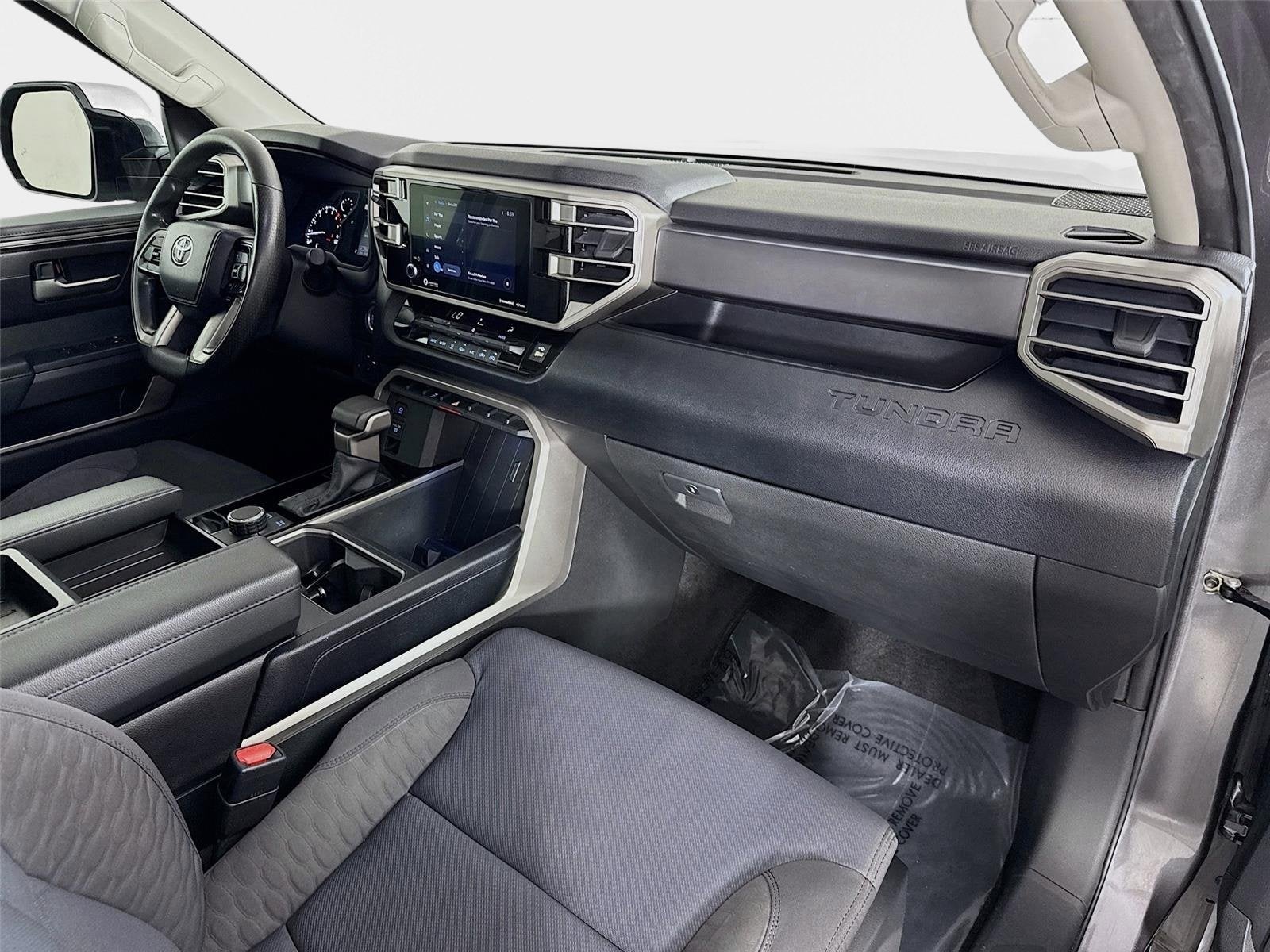 2022 Toyota Tundra 2WD SR5