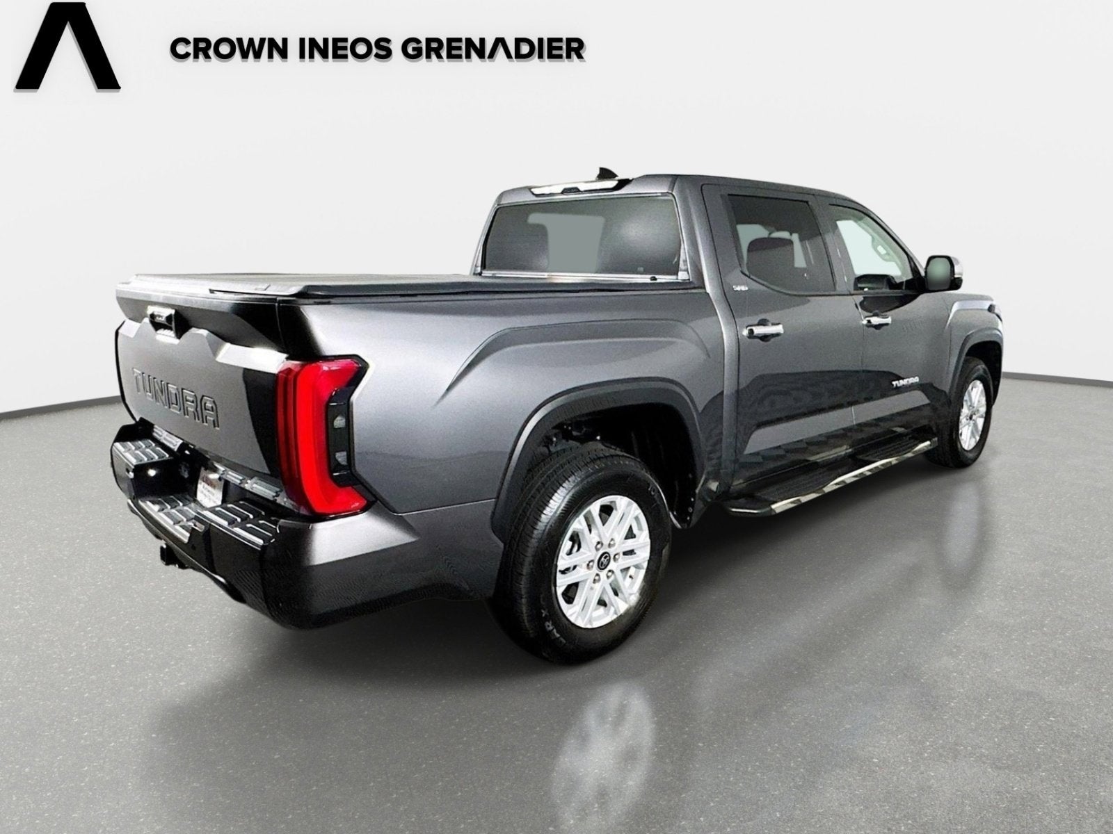 2022 Toyota Tundra 2WD SR5