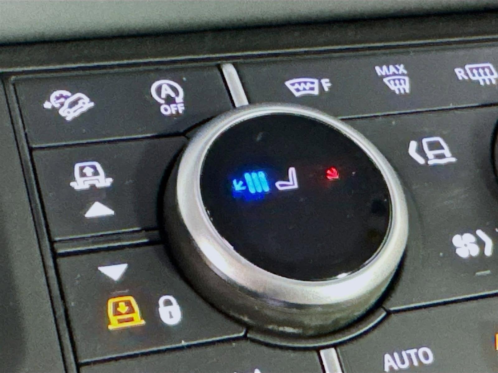 2025 Land Rover Defender V8