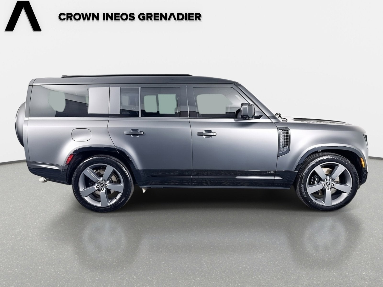 2025 Land Rover Defender V8