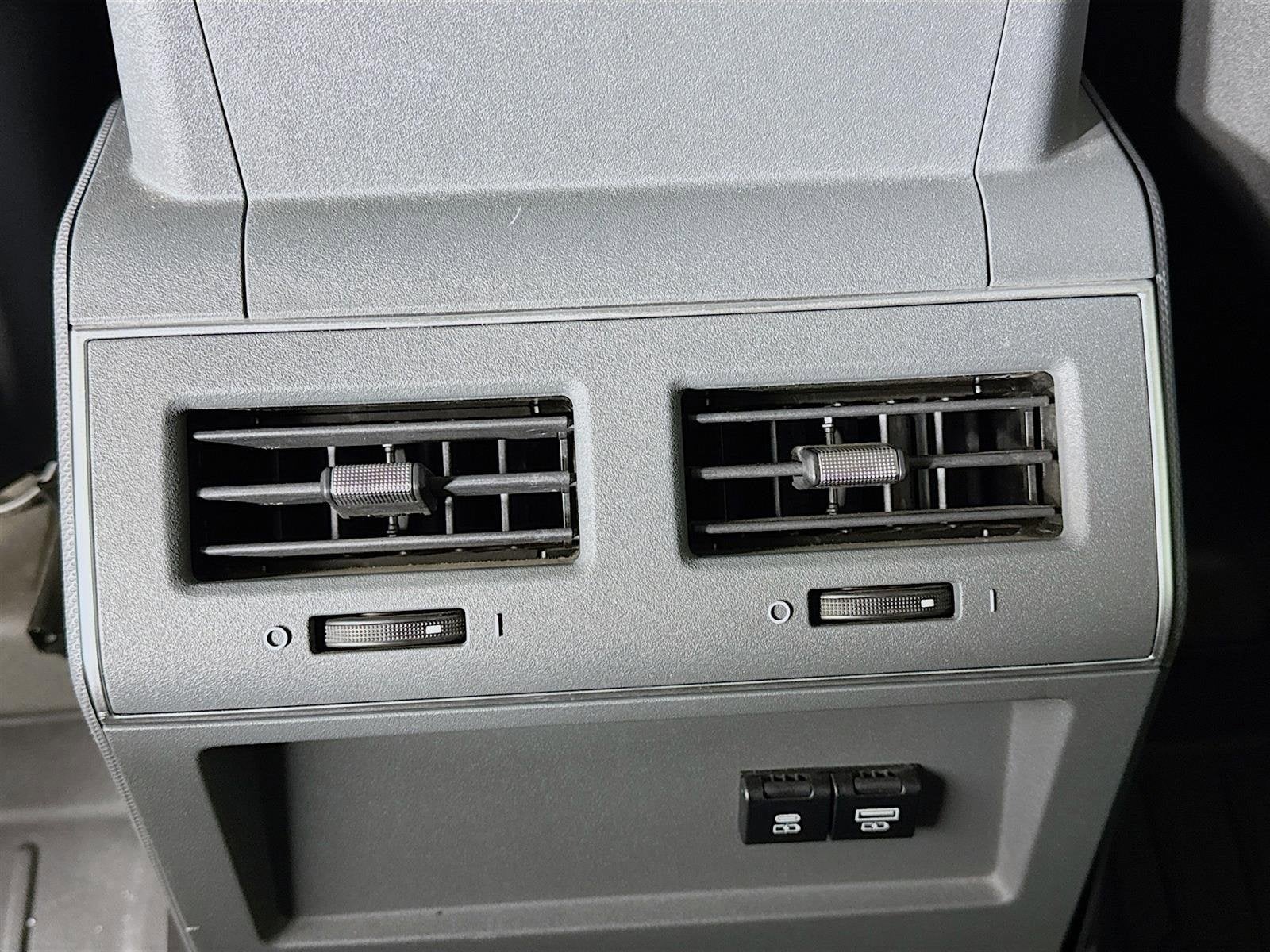 2024 INEOS Grenadier Station Wagon Base