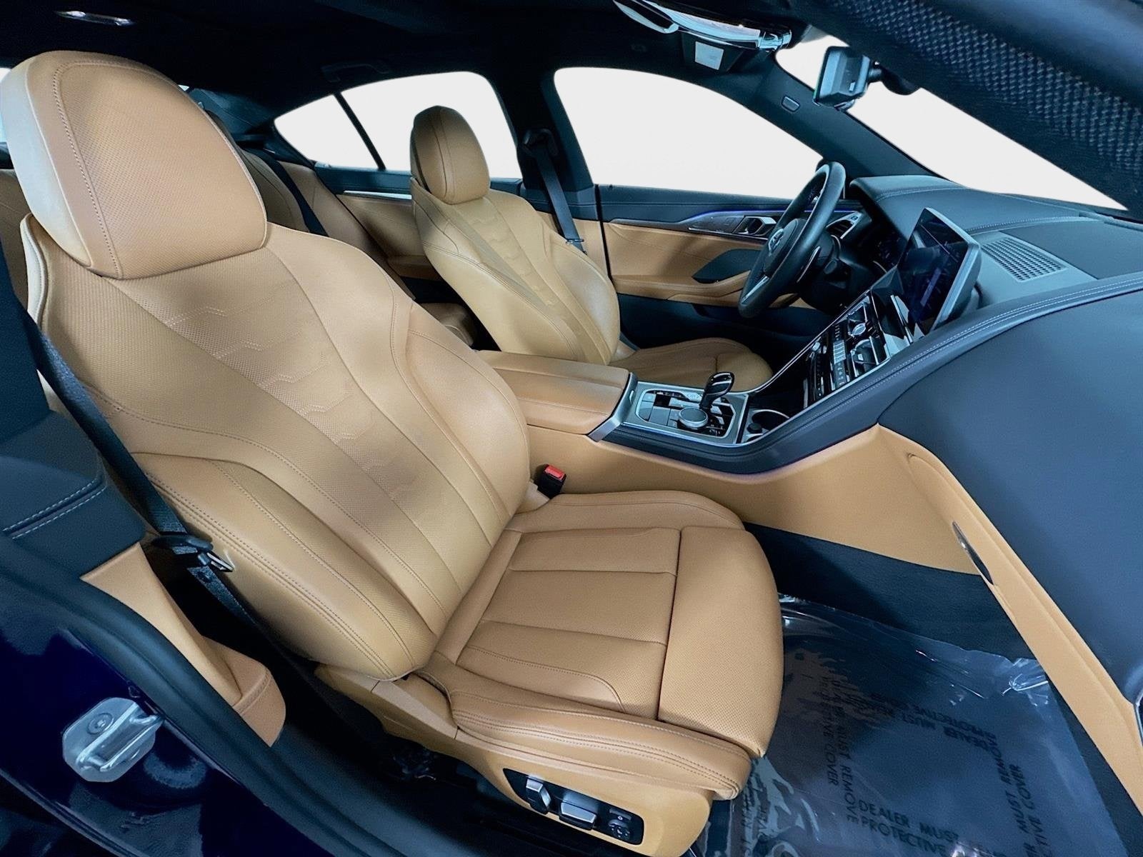 2025 BMW 8 Series M850i