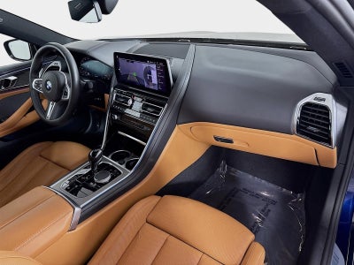 2025 BMW 8 Series M850i