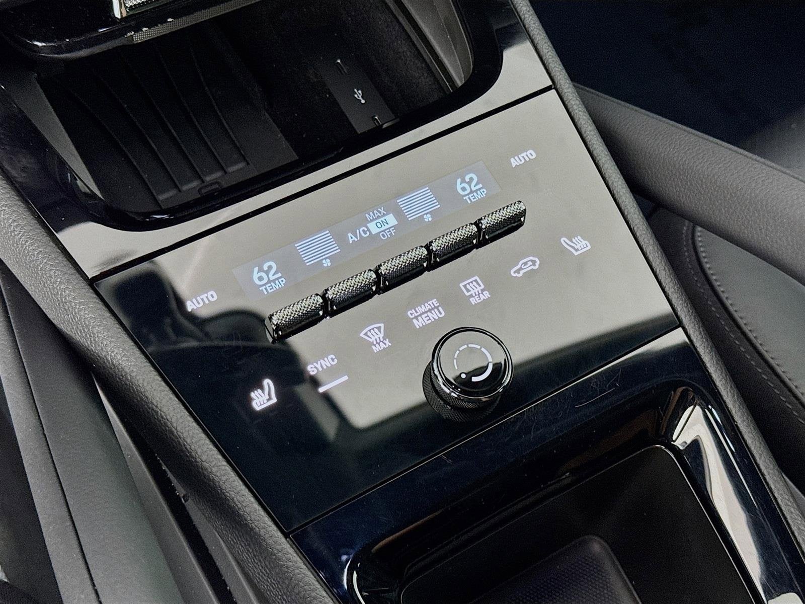 2024 Porsche Cayenne Base