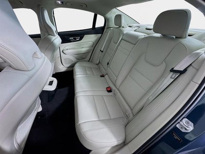 2021 Volvo S60 Momentum