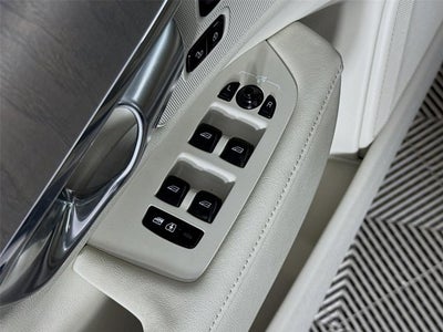 2025 Volvo V90 Cross Country Plus