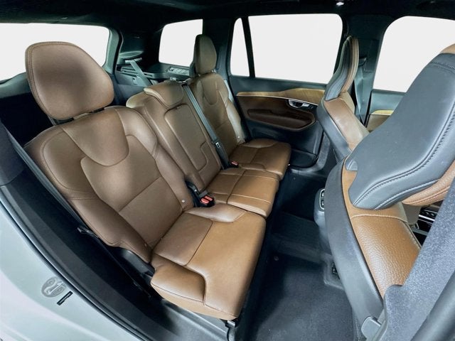 2024 Volvo XC90 Plus Bright Theme