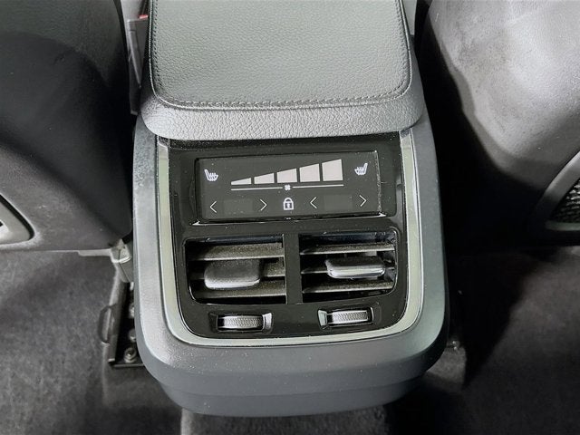 2022 Volvo XC90 Momentum