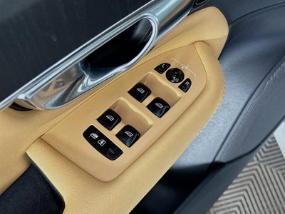 2022 Volvo XC90 Recharge Plug-In Hybrid Inscription