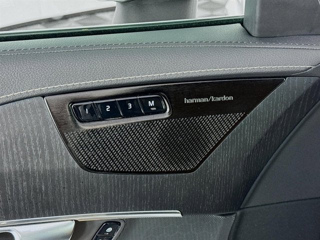 2022 Volvo XC90 Recharge Plug-In Hybrid Inscription