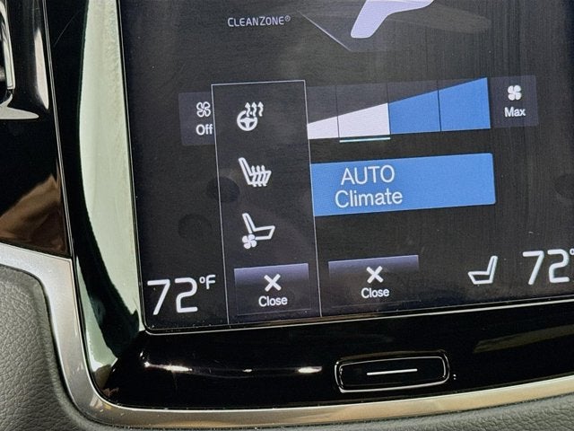 2022 Volvo XC90 Recharge Plug-In Hybrid Inscription