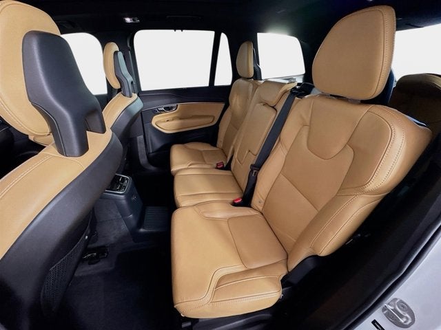 2022 Volvo XC90 Recharge Plug-In Hybrid Inscription