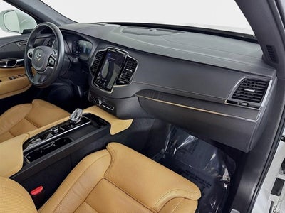 2022 Volvo XC90 Recharge Plug-In Hybrid Inscription