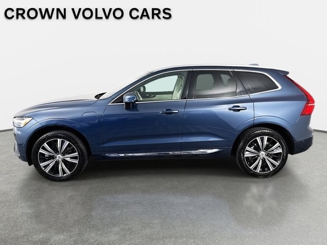 2023 Volvo XC60 Recharge Plug-In Hybrid Plus Bright Theme