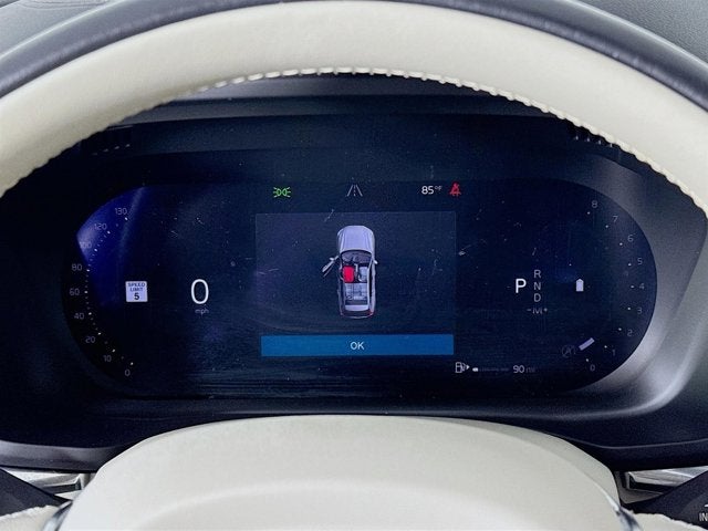 2023 Volvo XC60 Ultimate Bright Theme