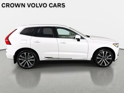2023 Volvo XC60 Ultimate Bright Theme